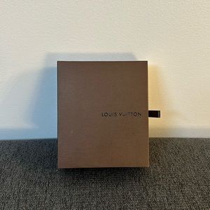 Louis Vuitton wallet box